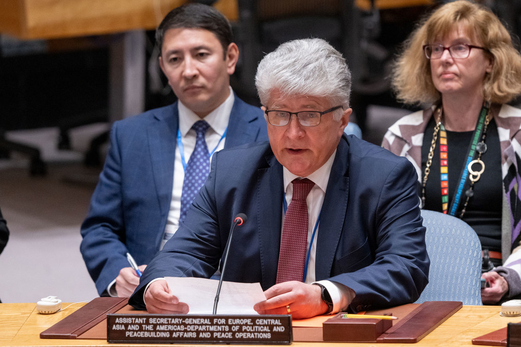 Miroslav Jenča, Assistant Secretary-General for Europe, Central Asia and Americas in the UN Departments of Political and Peacebuilding Affairs and Peace Operations, addresses the Security Council meeting on the situation in Bosnia and Herzegovina.